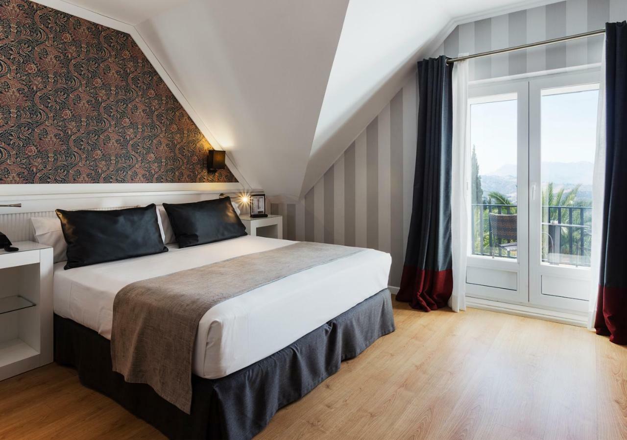 Catalonia Reina Victoria 4*